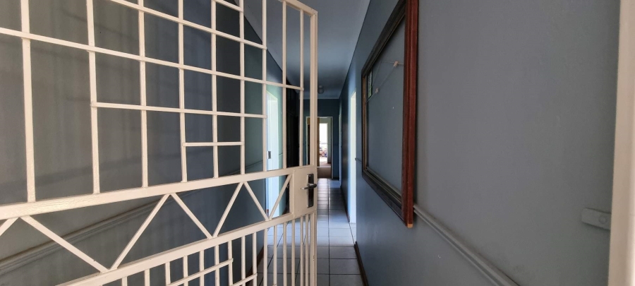 5 Bedroom Property for Sale in Roodewal Free State